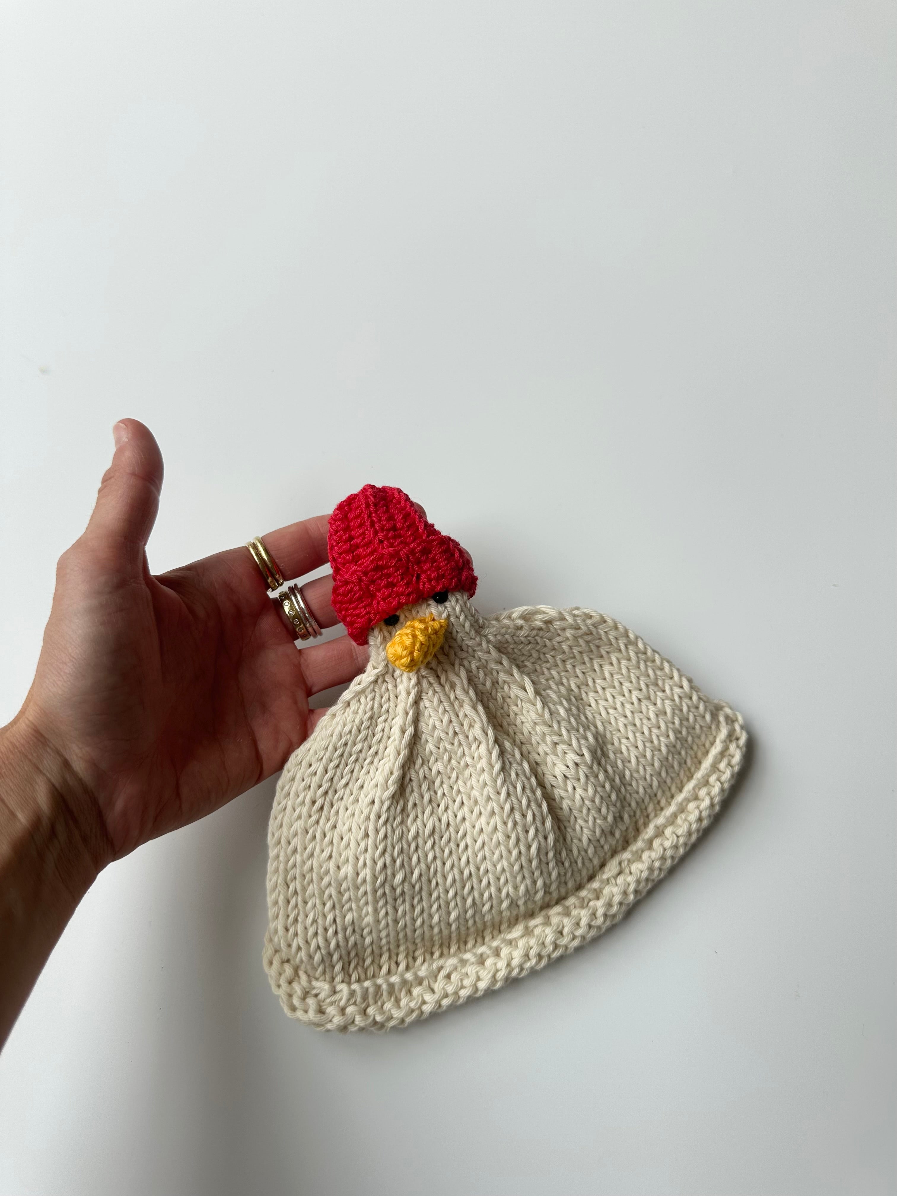 Hand Knitted Cream Bird Hat 6-12 Months
