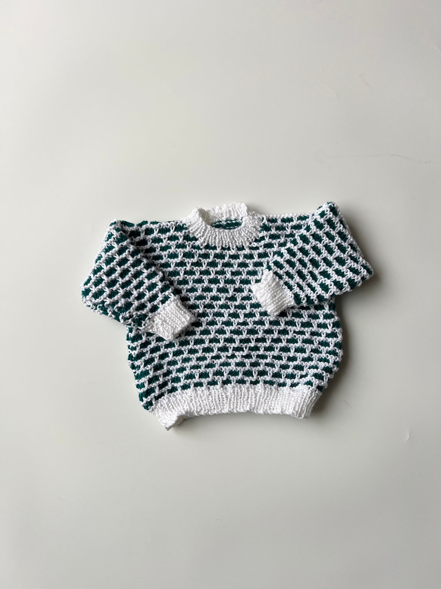 Hand Knitted Green & White Jumper 3-6 months