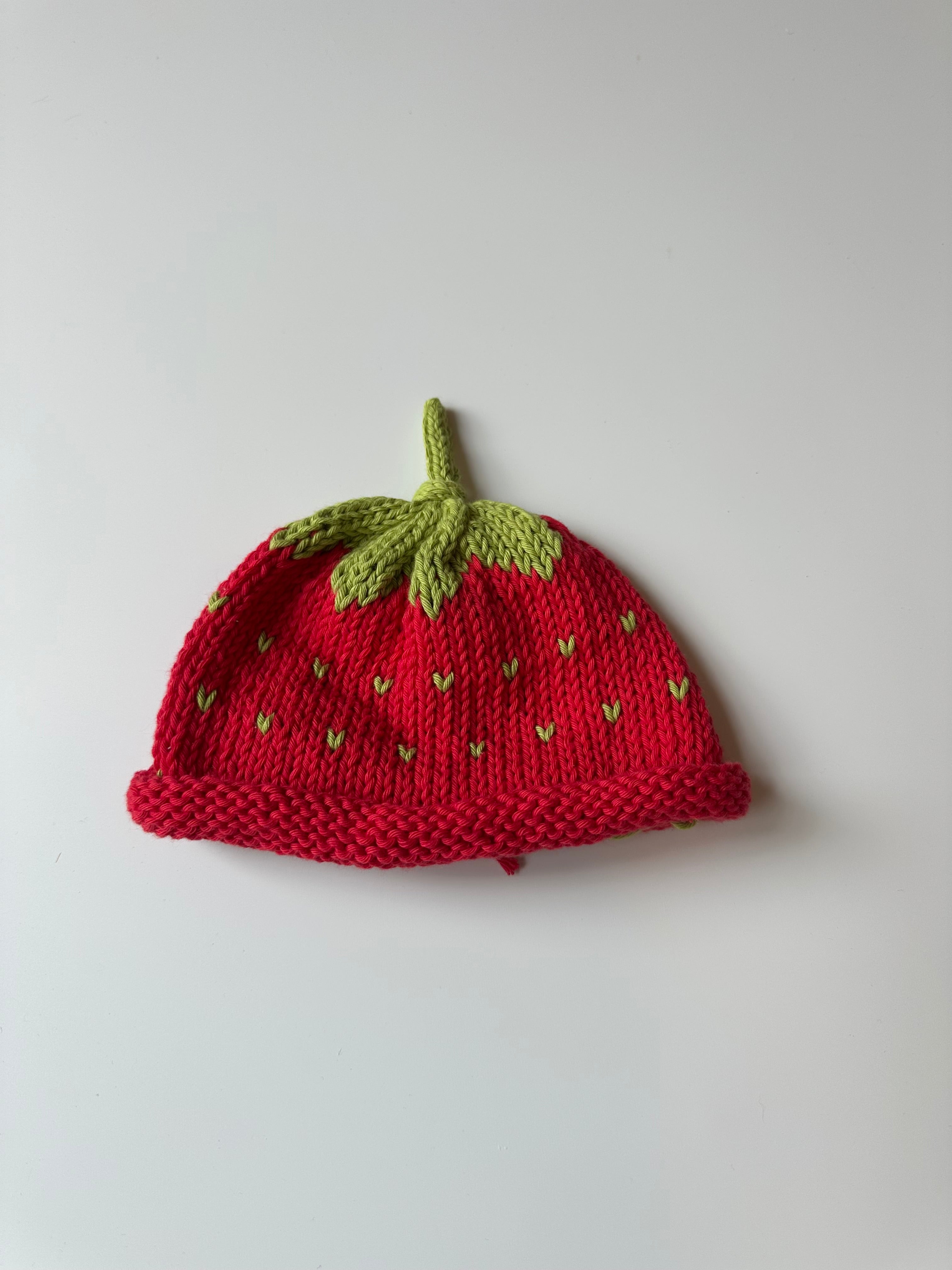Hand Knitted Strawberry Hat 0-6 Months