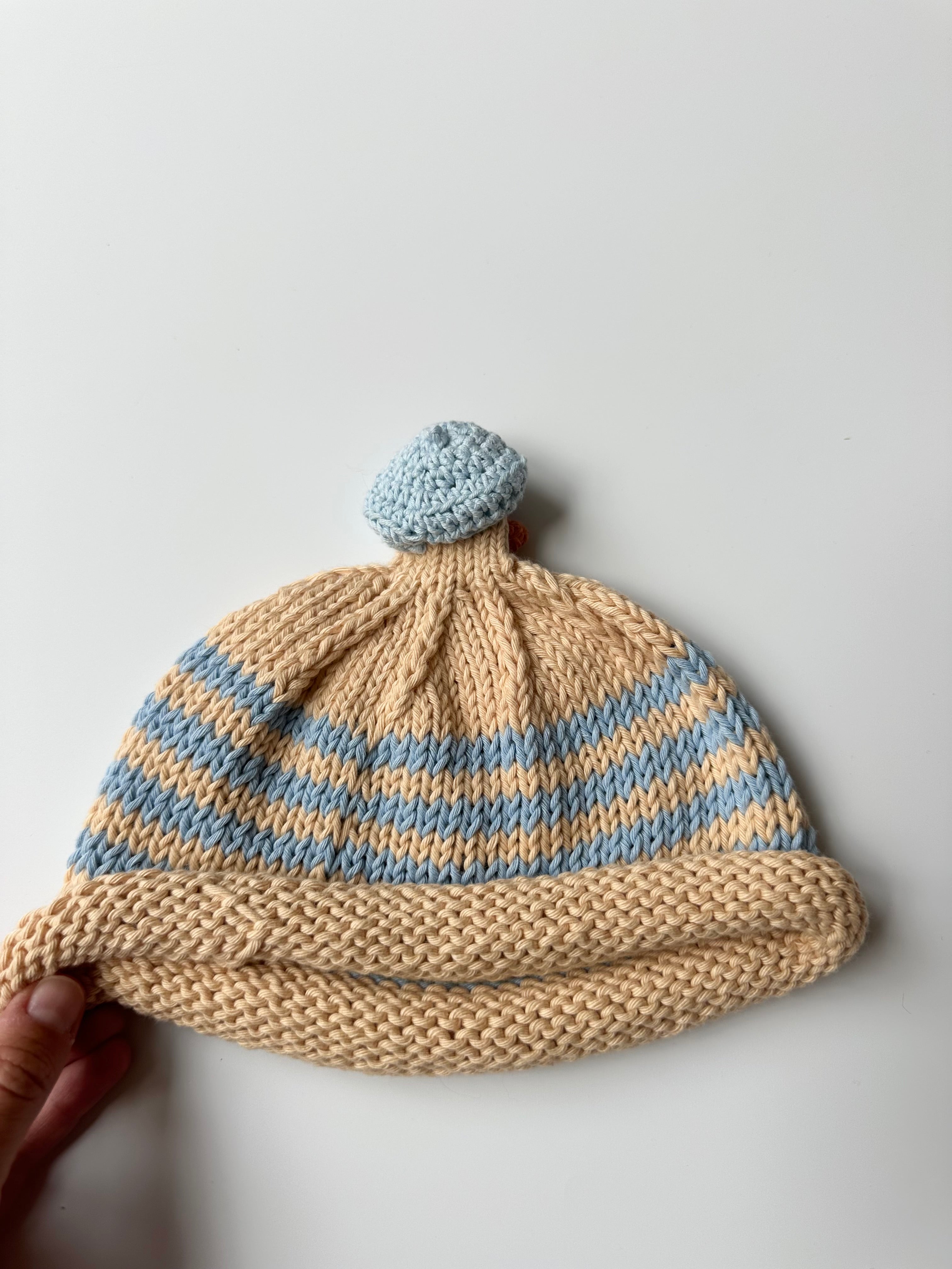 Hand Knitted Bird Hat 12-18 Months