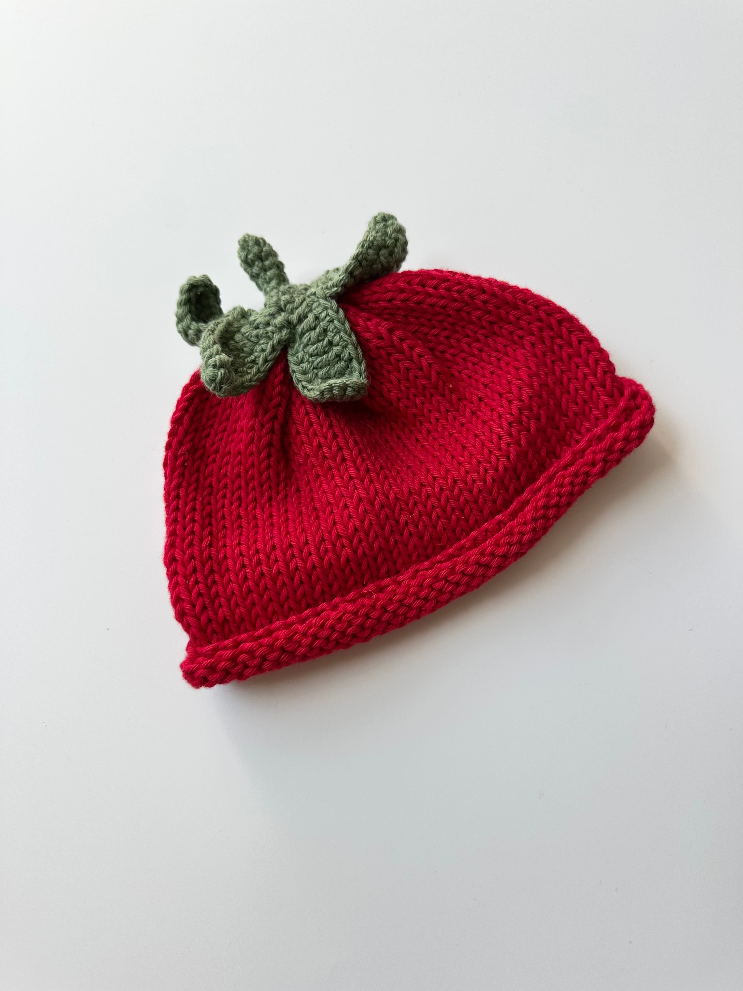 Hand Knitted Fruit Hat 0-3 Months 🍅