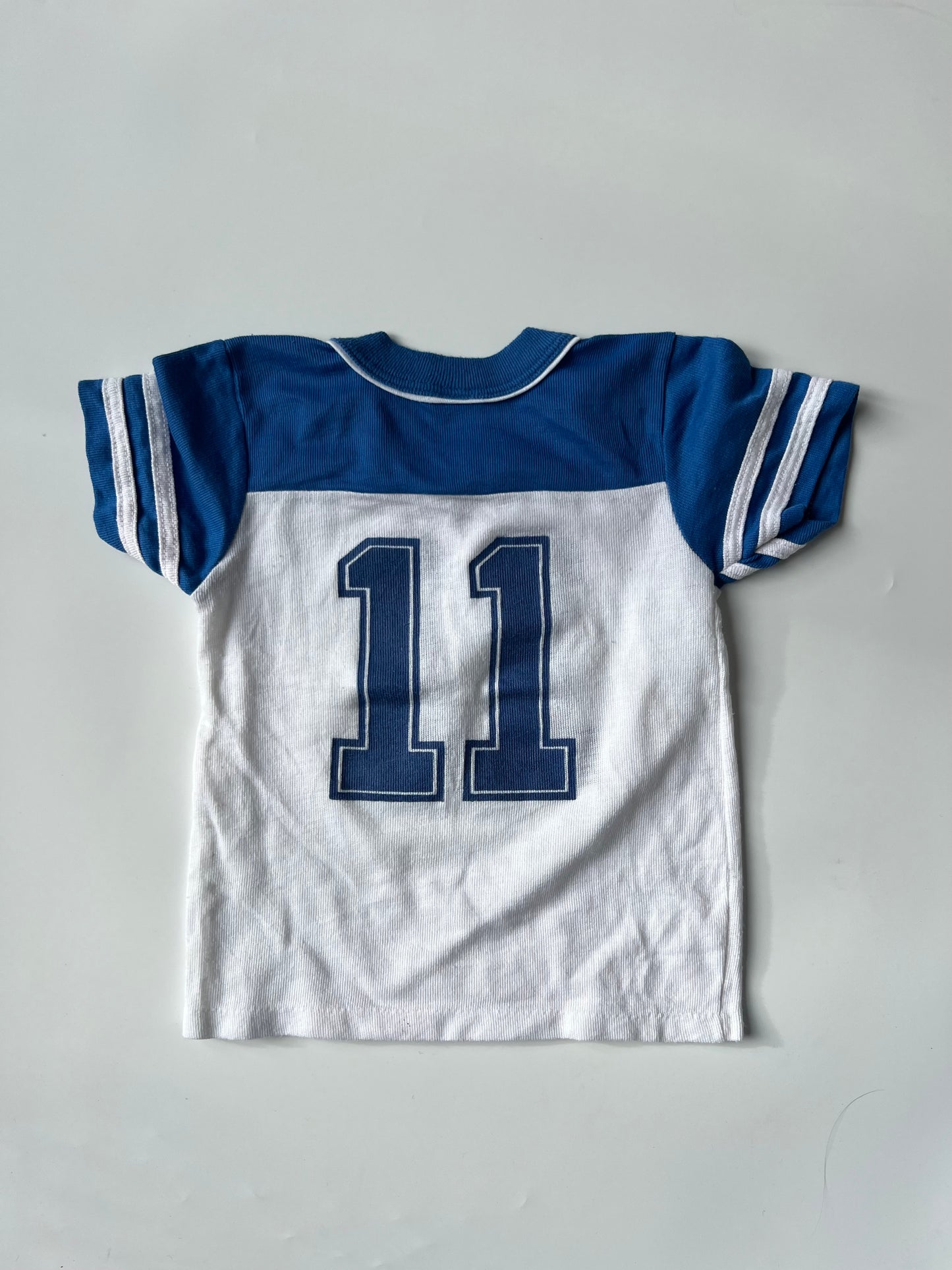 Vintage Kids Sports Tshirt 5-6 years