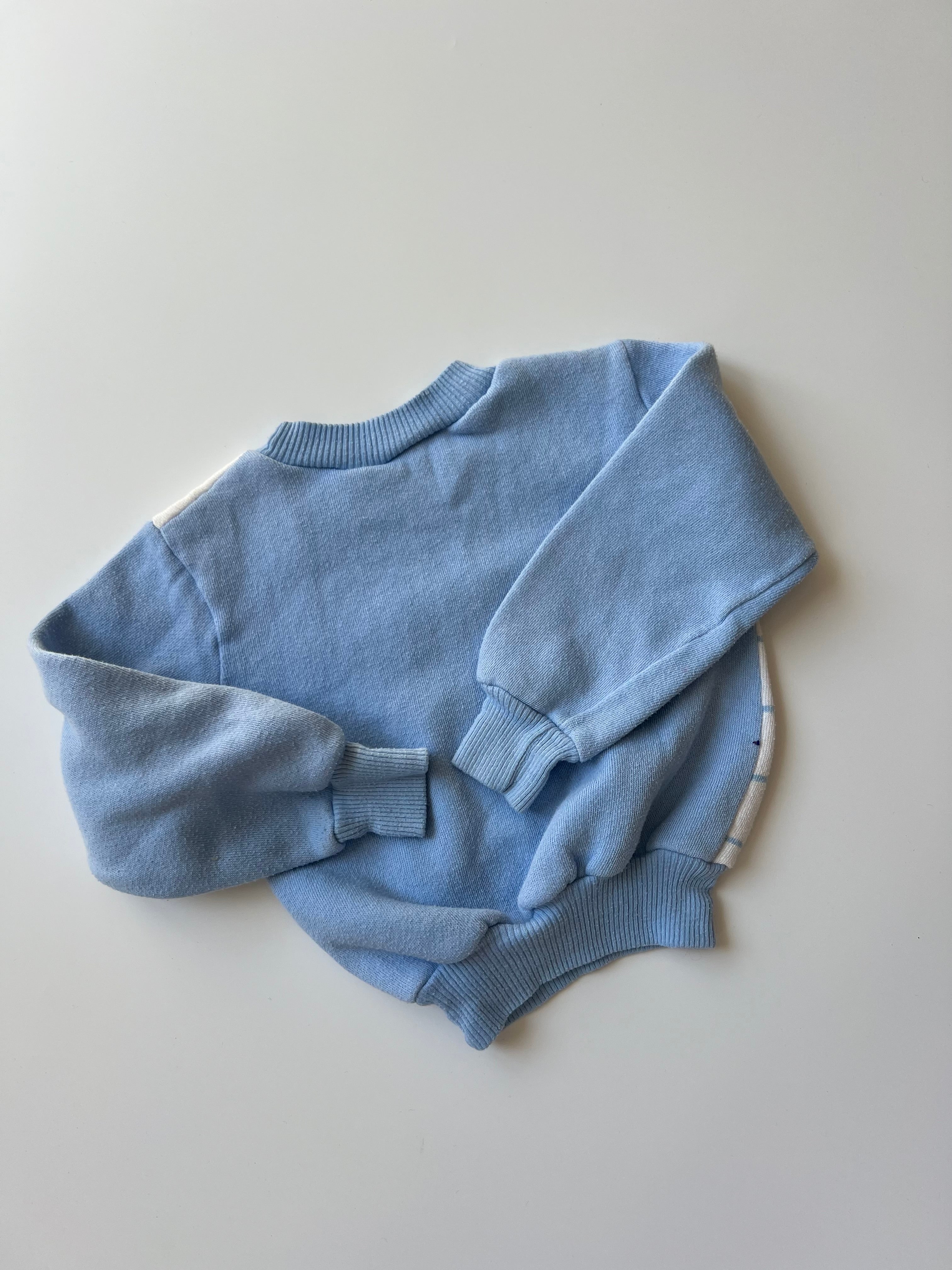 Vintage Blue Sports Sweatshirt 3 years