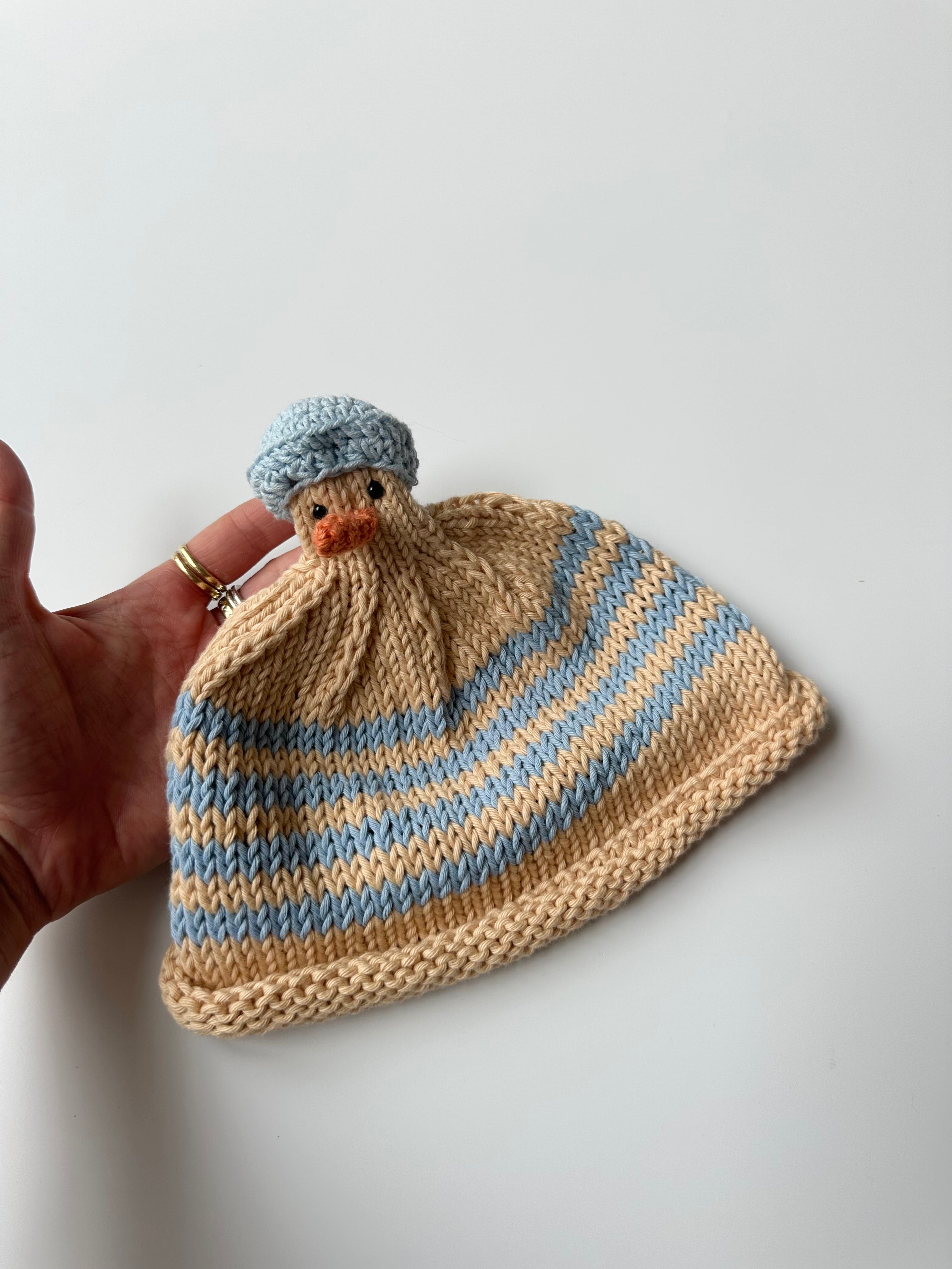 Hand Knitted Bird Hat 12-18 Months