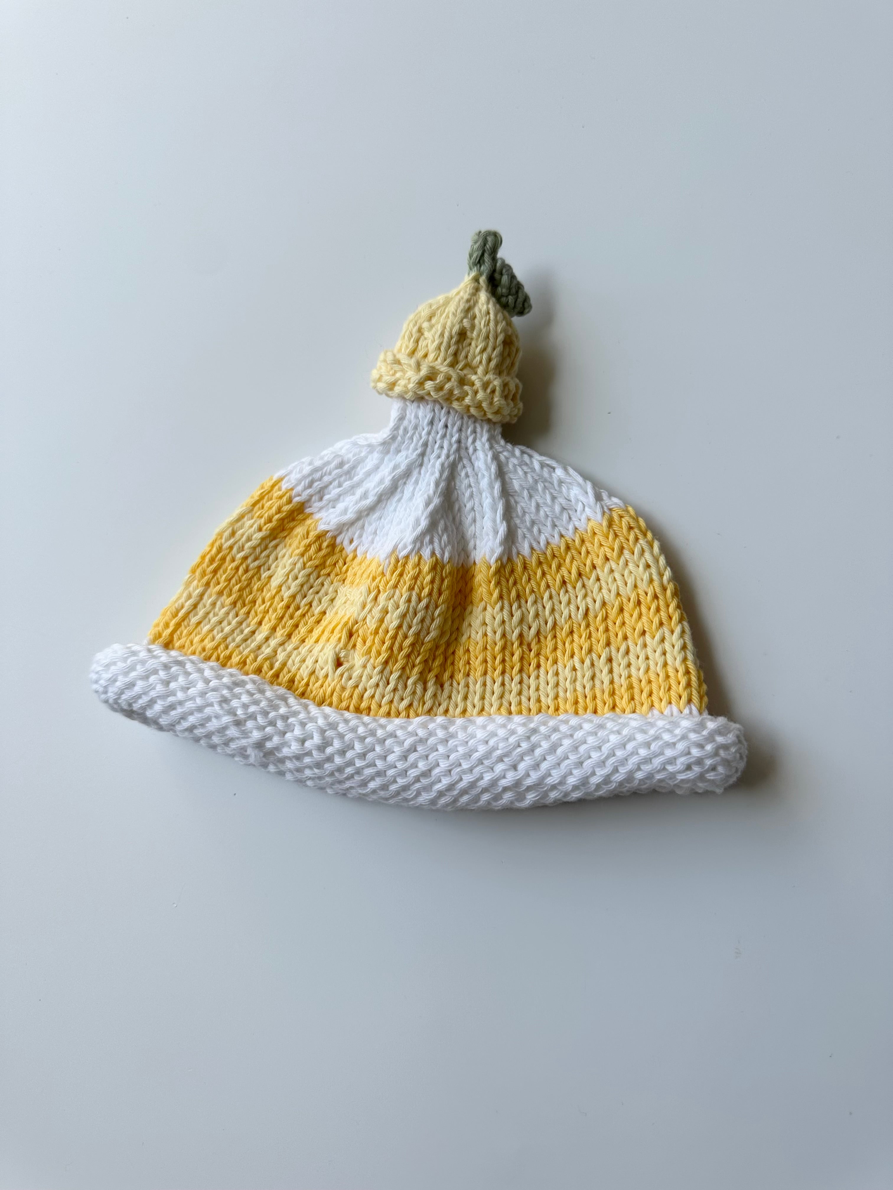 Hand Knitted Lemon Bird Hat 3-9 Months