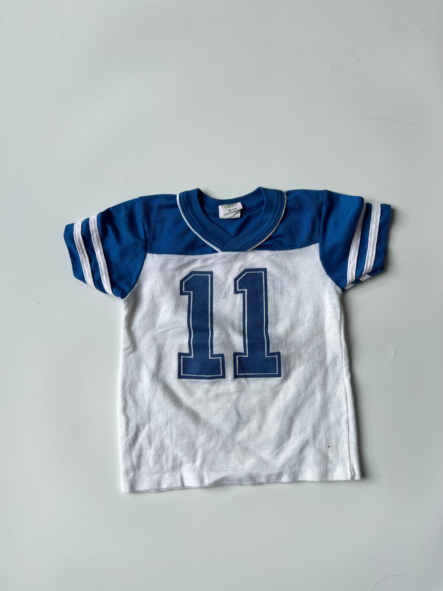 Vintage Kids Sports Tshirt 5-6 years