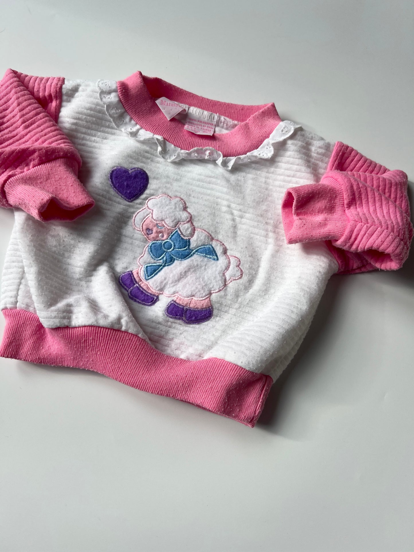 Vintage Little Lamb Sweatshirt 🐑 6 Months