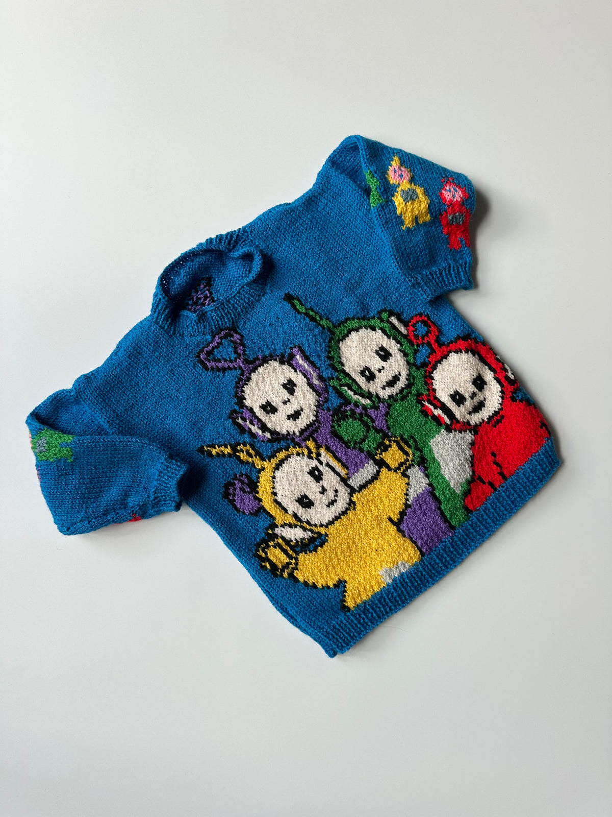 Hand-Knitted Teletubbies Jumper 2-4 Years