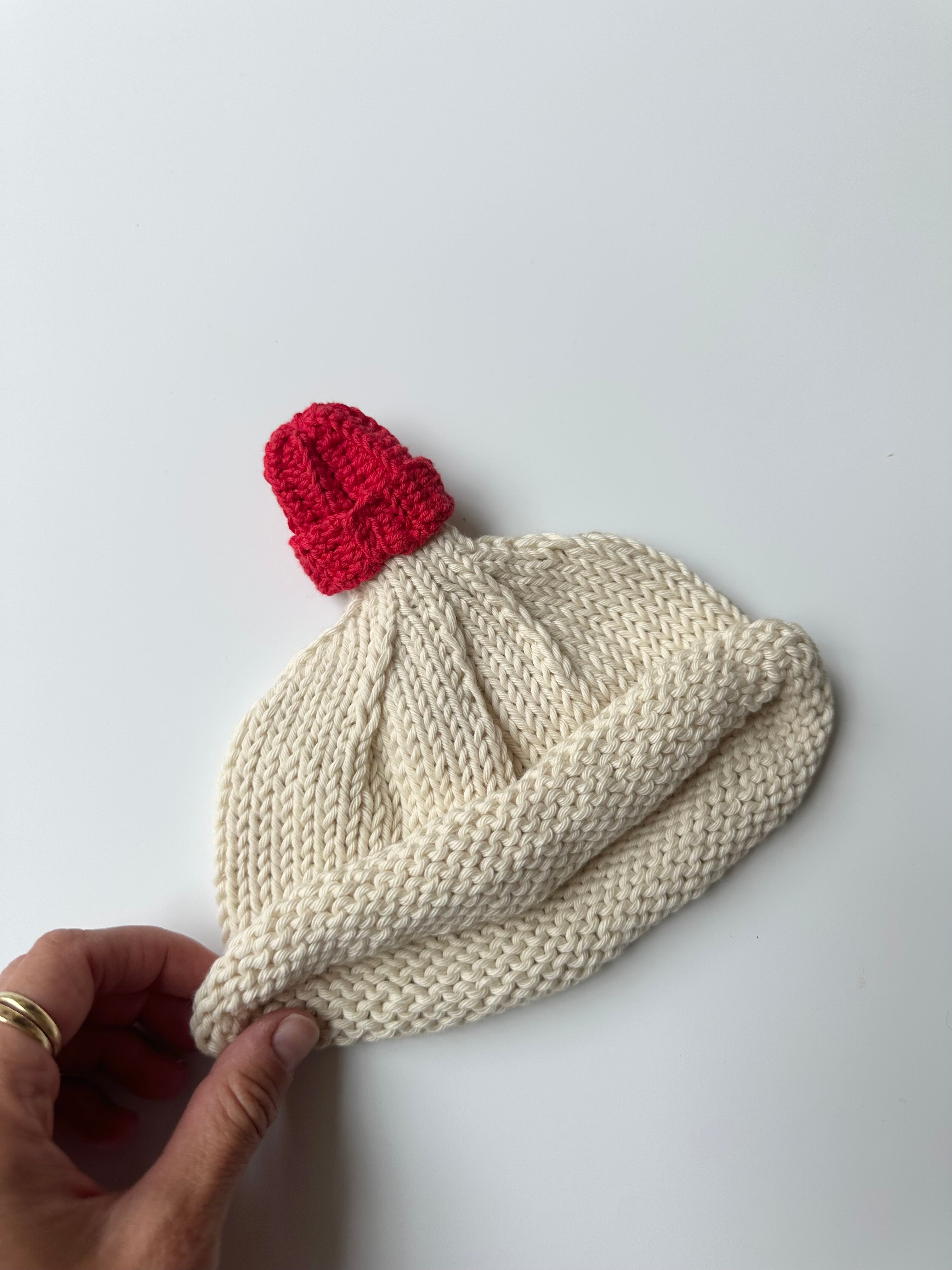 Hand Knitted Cream Bird Hat 6-12 Months